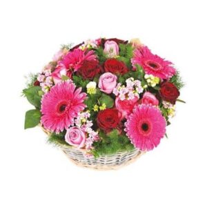 COMPOSITION DE FLEURS ROSES